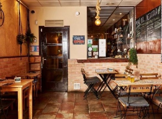 El restaurante vegano 'El jardín de los dragones' echa la persiana, pero anuncia futuros proyectos