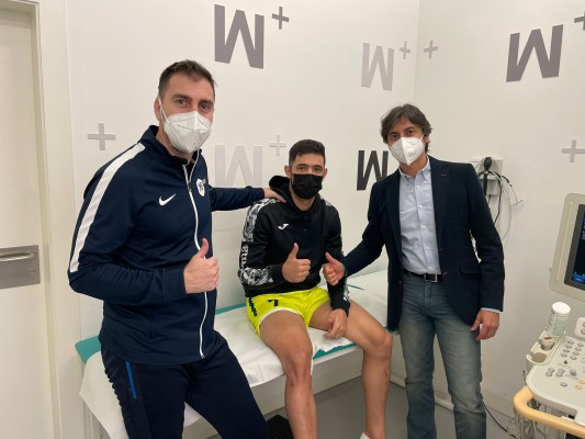 Felipe Valerio, de ElPozo, tiene un esguince de rodilla, lesión menos grave de lo que se temía