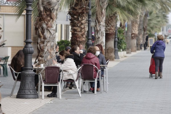 La incidencia del virus sigue en descenso en la provincia, que suma 38 casos y un fallecido 