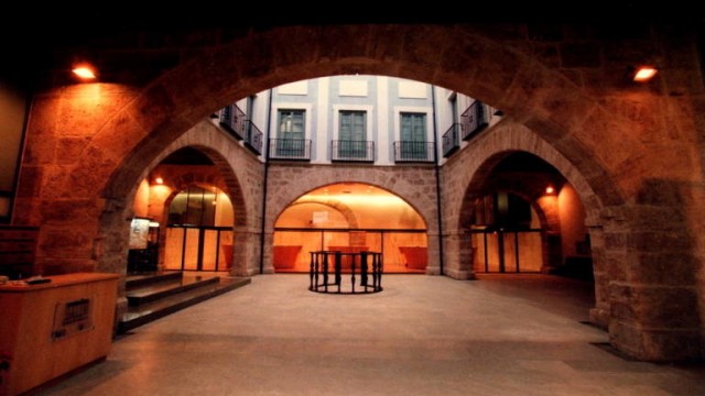 El Consell desestima el recurso de reposición contra la cesión a la Bolsa del Palau dels Boïl d'Arenós
