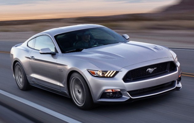 Ford, la marca que más vende entre los generalistas y Mercedes la premium líder 