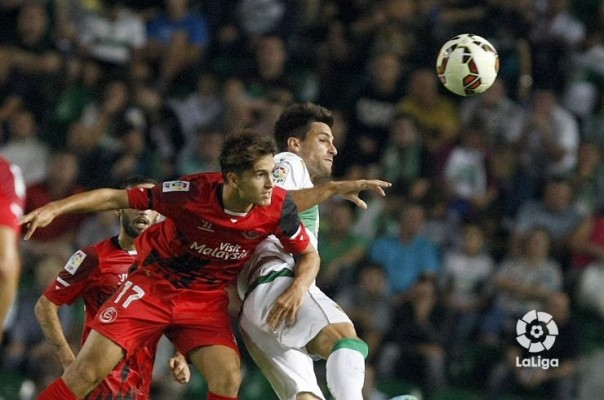 El Sevilla lleva más de cuarenta años sin perder en Elche
