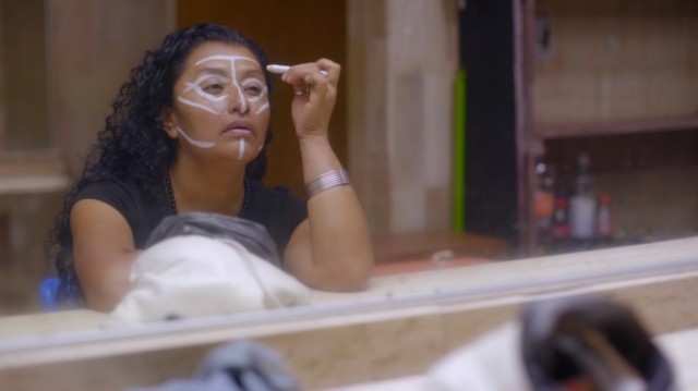 Las historias que cuenta el baño femenino de un bar de cabaret