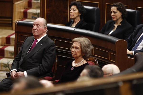 Inspectores de Hacienda avisan: el Rey emérito no está exento de delito fiscal si la Fiscalía le notificó la investigación
