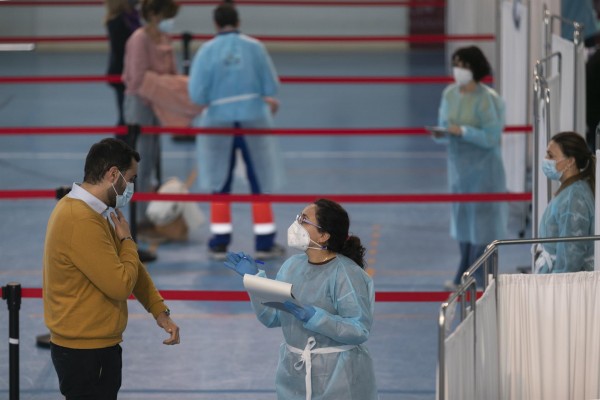 La Comunitat prepara 161 puntos de vacunación para inmunizar a casi 4 millones de personas
