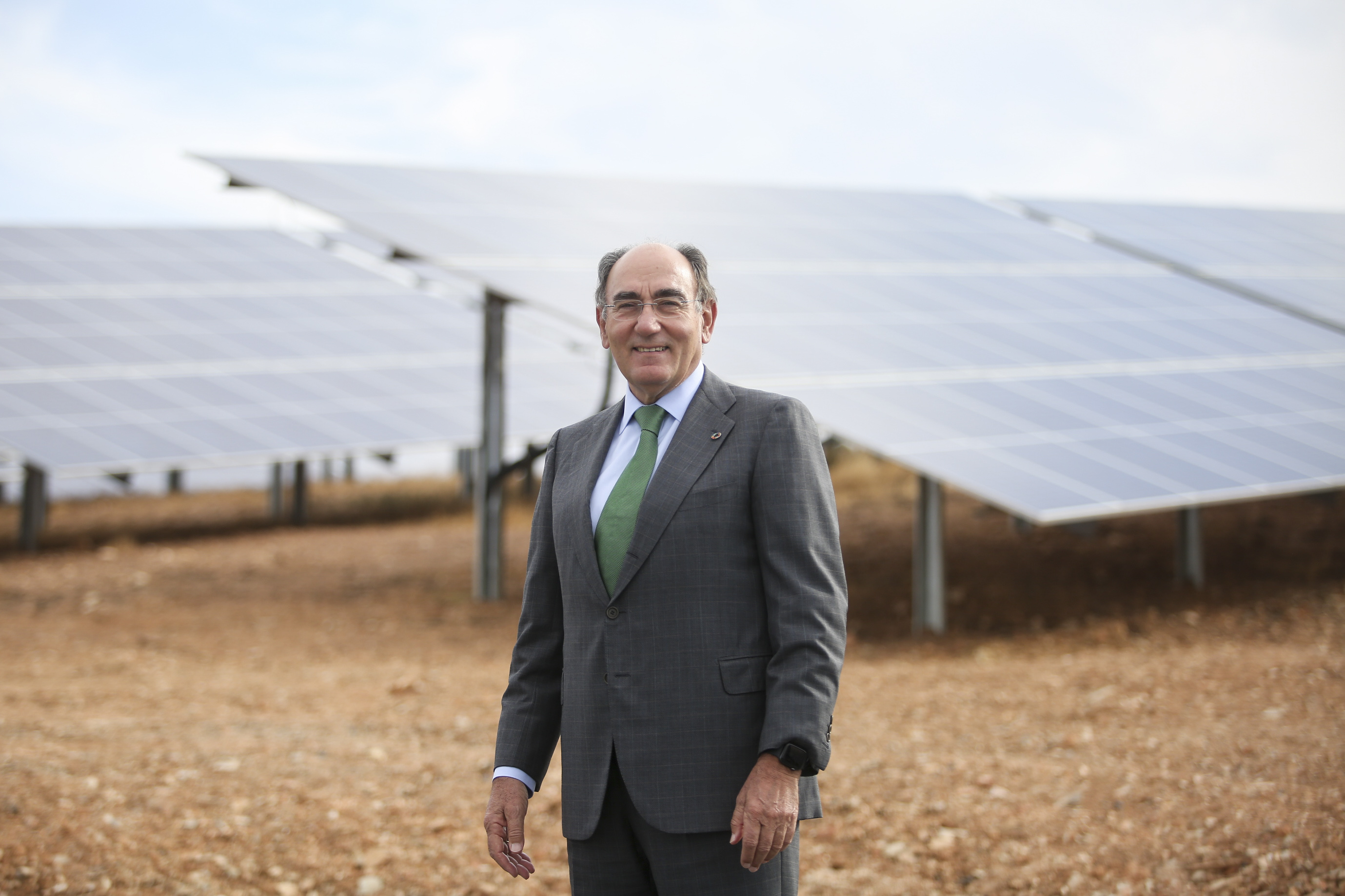 Iberdrola invertirá más de 235 millones en tres plantas fotovoltaicas en la Comunitat Valenciana