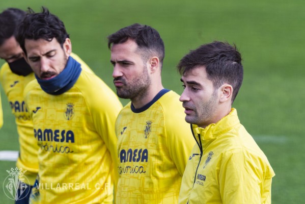 Mario Gaspar vuelve a entrenar con el grupo tras más de dos meses de baja