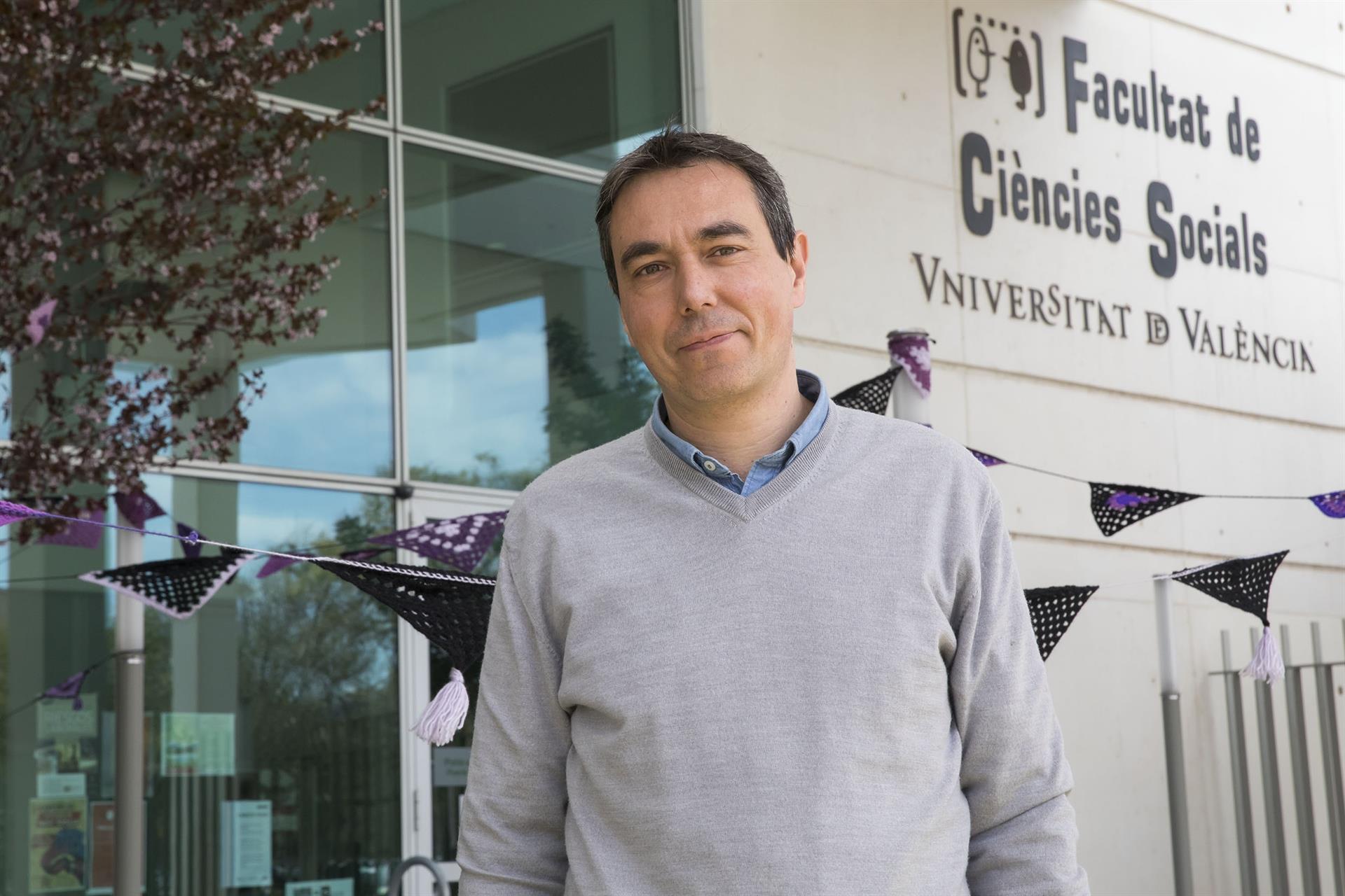 Albert Moncusí, reelegido decano de Ciencias Sociales en la Universitat de València