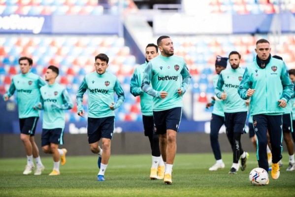 El Levante empieza a preparar la semifinal ante el Athletic Club