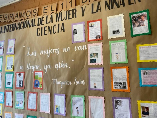 Los alumnos del Federico de Arce exponen un trabajo sobre 40 científicas: 