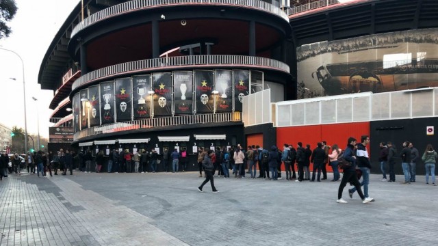  Historias de Mestalla: Al fútbol por la cara