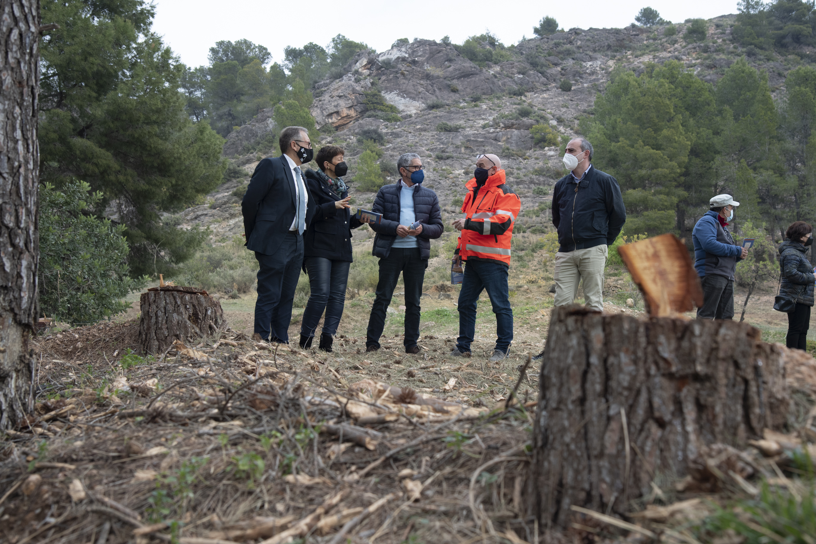 Martí ensalza el trabajo de las brigadas para preservar la seguridad frente a los incendios