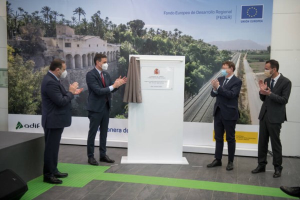 El Gobierno justifica por escrito la polémica inauguración del AVE a Elche en plena tercera ola