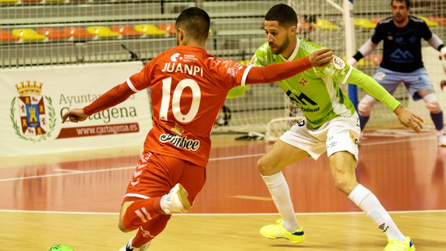 Un reforzado Jimbee convierte la lucha por el liderato en un mano a mano con el Levante