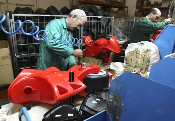 La Comunitat sufre la mayor destrucción de empleo en el primer trimestre con 29.300 ocupados menos