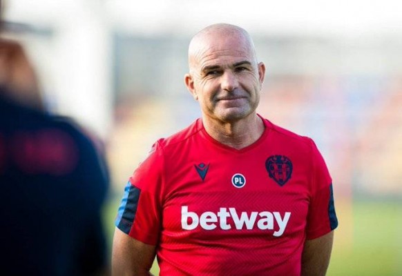 Paco López iguala a Pachín y ya es el segundo técnico con más partidos en el Levante