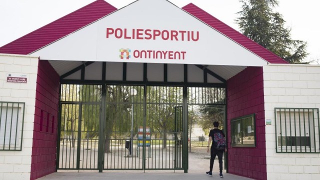 Ontinyent reabrirá el lunes los espacios abiertos del polideportivo, parques y jardines