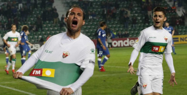 El Elche CF afronta una 'final' para alejarse del descenso