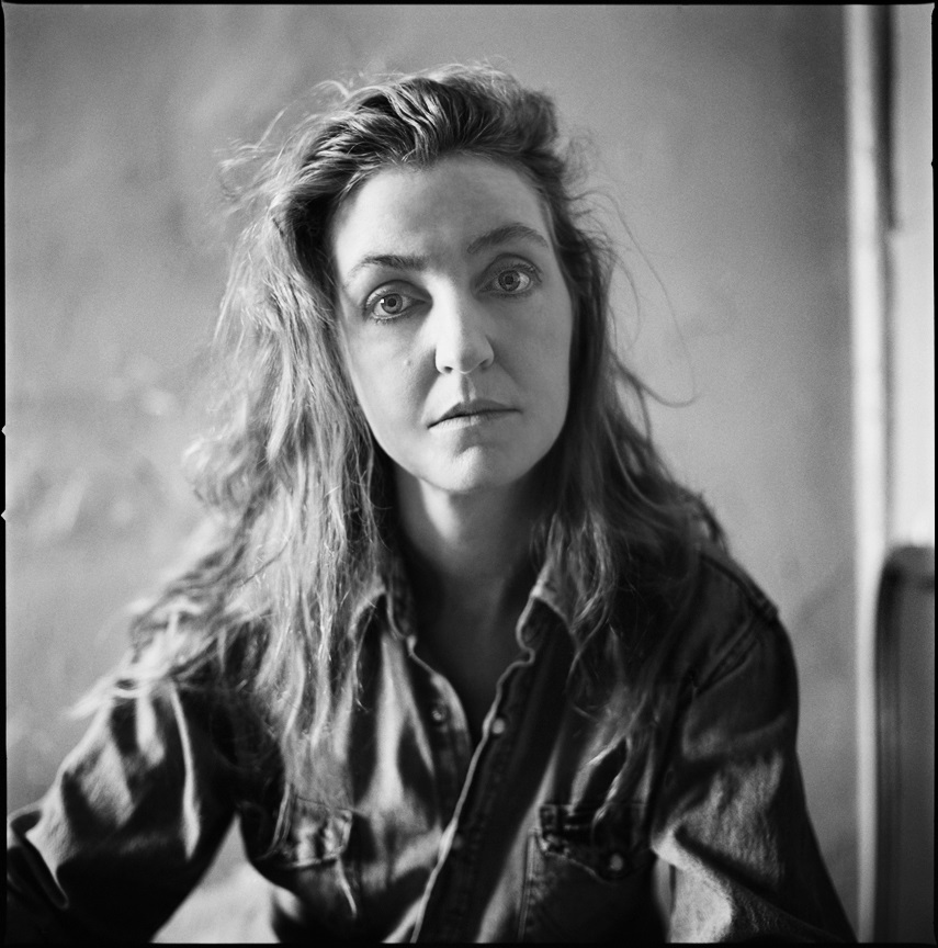 Razones y rupturas del silencio femenino en la nueva colección de ensayos de Rebecca Solnit