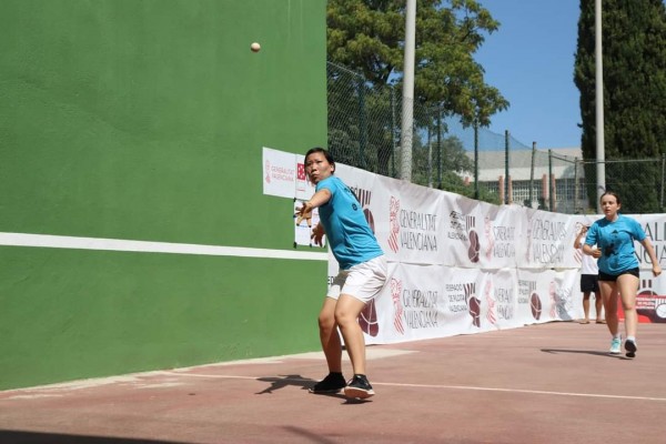 Lluna, la cinturó negre de la pilota