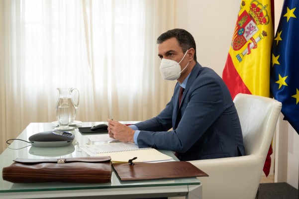 Sánchez expresa su rechazo a las conductas del Rey emérito, pero elogia la ejemplaridad de Felipe VI