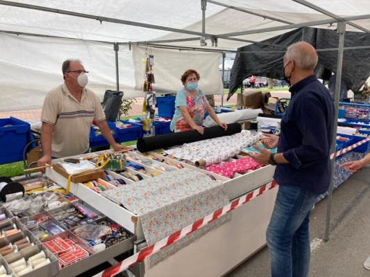 Mercaderes en Orihuela reprochan a la concejalía que no suspenda las tasas como las terrazas en hostelería