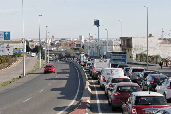 El Consell levanta los cierres perimetrales de fin de semana y las terrazas reabrirán hasta las 18.00