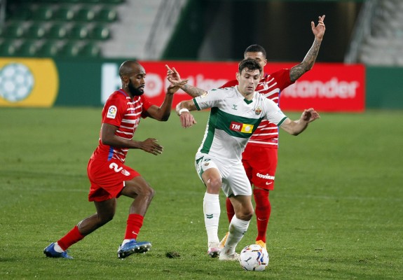 El Elche nunca ha ganado en Primera en Granada
