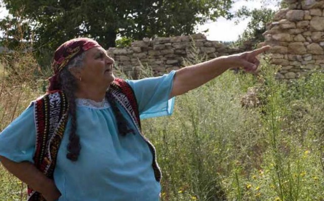 El genocidio del pueblo gitano, la exposición sobre su persecución en la Segunda Guerra Mundial