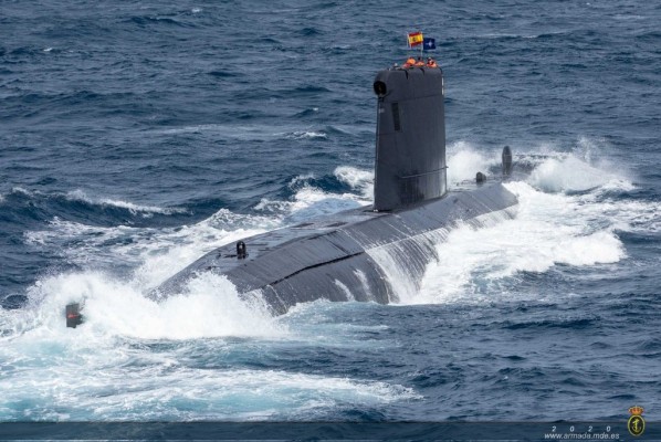 El Tramontana se resiste a jubilarse y la Armada estudia dar al submarino un año más de trabajo 