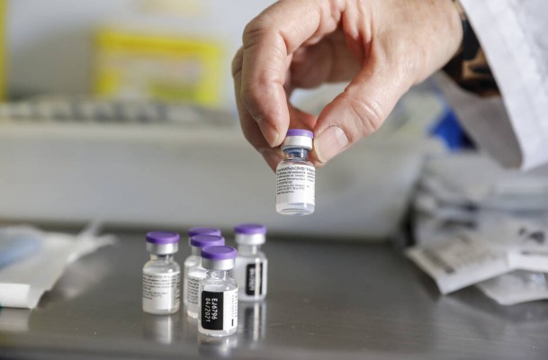 La provincia registra cinco fallecidos en un día pero la cifra de nuevos contagios baja a 37 