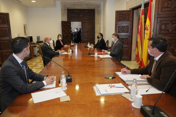  Los hoteleros piden a Puig 200 millones en ayudas directas y la cobertura del ERTE al 100%