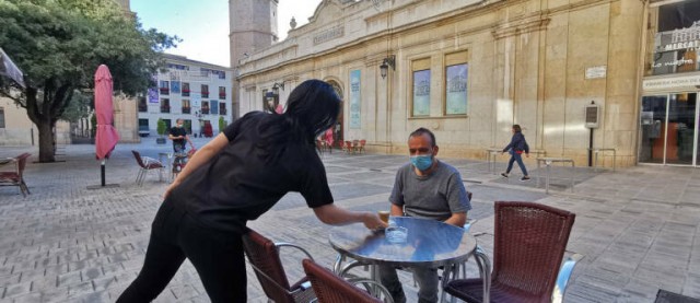 Sanidad permite la reapertura de la hostelería el 1 de marzo, pero solo con terrazas 