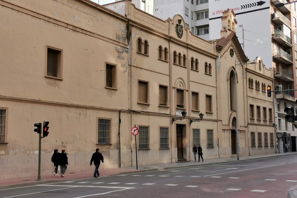 Compromís insiste en ubicar el conservatorio en Taxida y en el Senado lo pide en el antiguo asilo