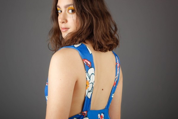 Moda ética y sostenible a partir de plásticos extraídos del mar que se hace desde Artana