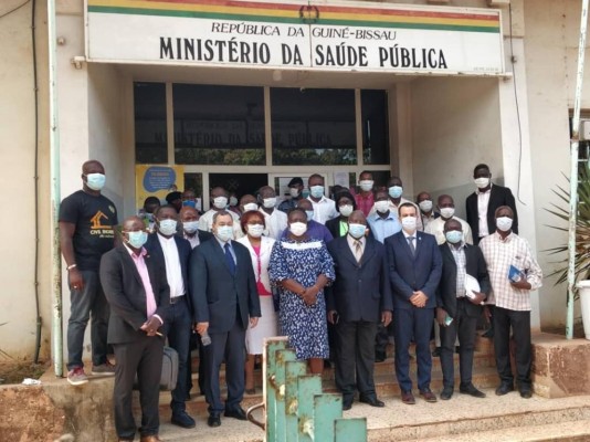 Alfatec firma un convenio con Guinea Bissau para el equipamiento y construcción de hospitales 