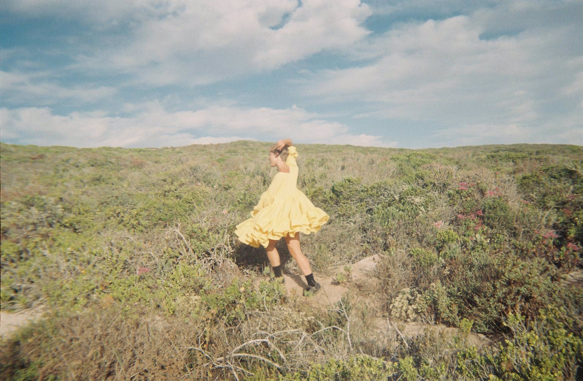 El paso de Alice Phoebe Lou por València tendrá que esperar