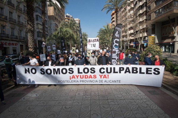Alicante registra 2.500 peticiones de ayuda del Plan Resistir en solo dos días