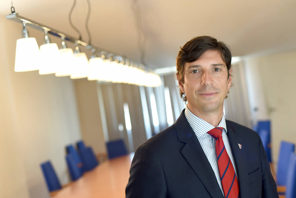 El encarecimiento de la materia prima y la covid lastran al sector de esmaltes en este inicio de año
