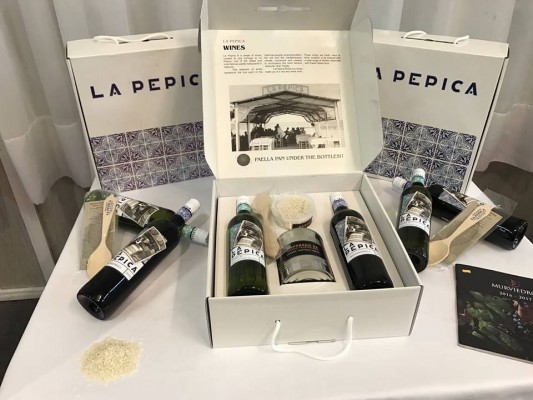 Bodegas Murviedro rinde homenaje a la mítica arrocería 'La Pepica' con sus nuevos vinos