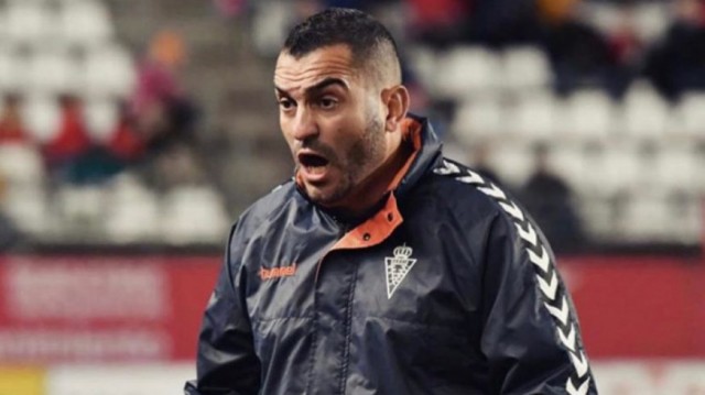 Adrián se despide del Murcia con una carta en la que da 