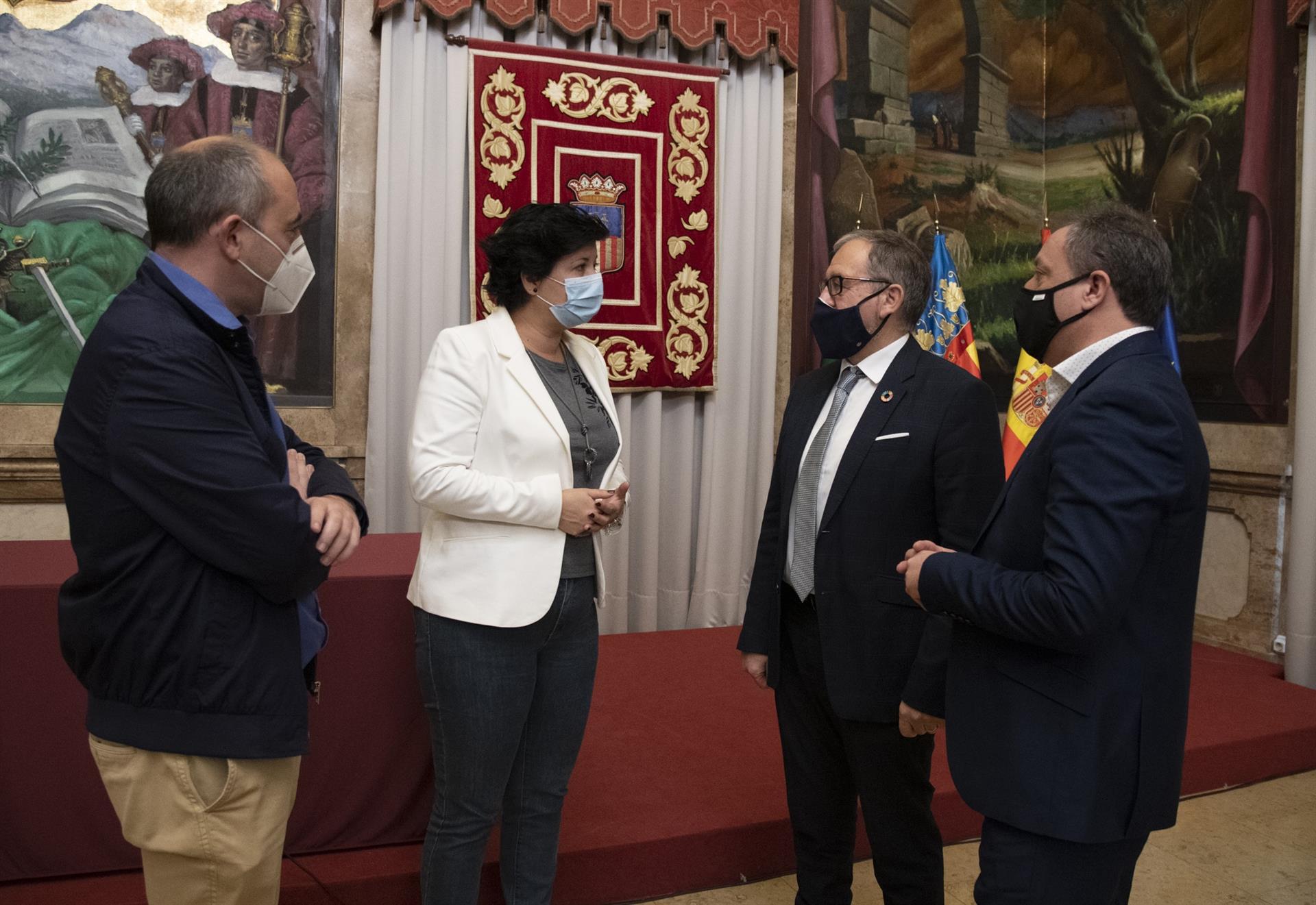 La Diputación paga 4,2 millones a los municipios para que activen las ayudas del Plan Resistir