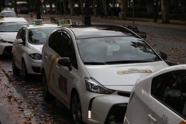 La flota de taxis de Murcia suma cinco coches adaptados a personas con movilidad reducida