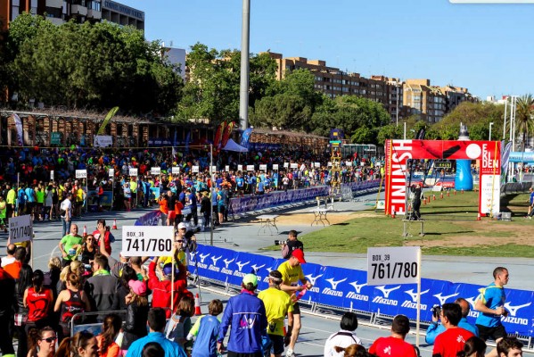 Más de 5.000 corredores de 909 equipos se congregarán en la Ekiden Valencia
