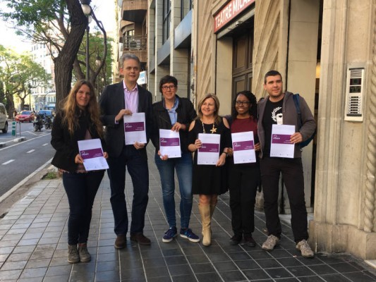 Los 'pablistas' se acercan a Reconéixer-nos y barajan que Cabedo sea la nueva portavoz de Les Corts