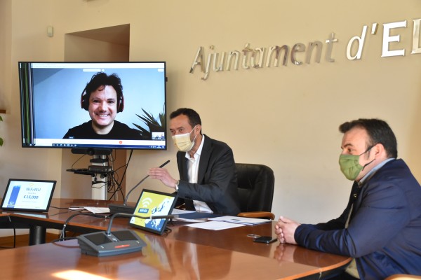 Elche impulsa con fondos de la Comisión Europea 120 puntos de wifi gratuito en barrios y pedanías 