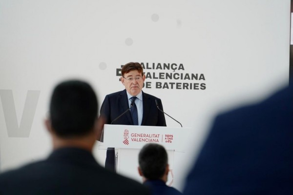 Alianza empresarial para situar a la Comunitat como epicentro de producción e investigación de baterías 