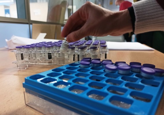 Sanidad ultima el protocolo para vacunar en domicilios a mayores de 90 años y dependientes