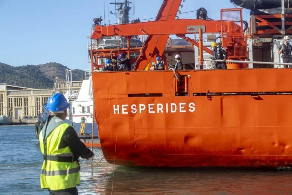 La 'maldición' del Hespérides: cuarentena, pruebas PCR y 60% de la dotación contagiada