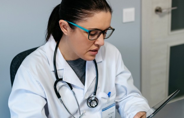'Consulta app': la alicantina Nano Nino lanza una aplicación para consultas médicas 'online'